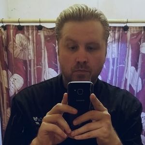 Meet your Posher, Johnny